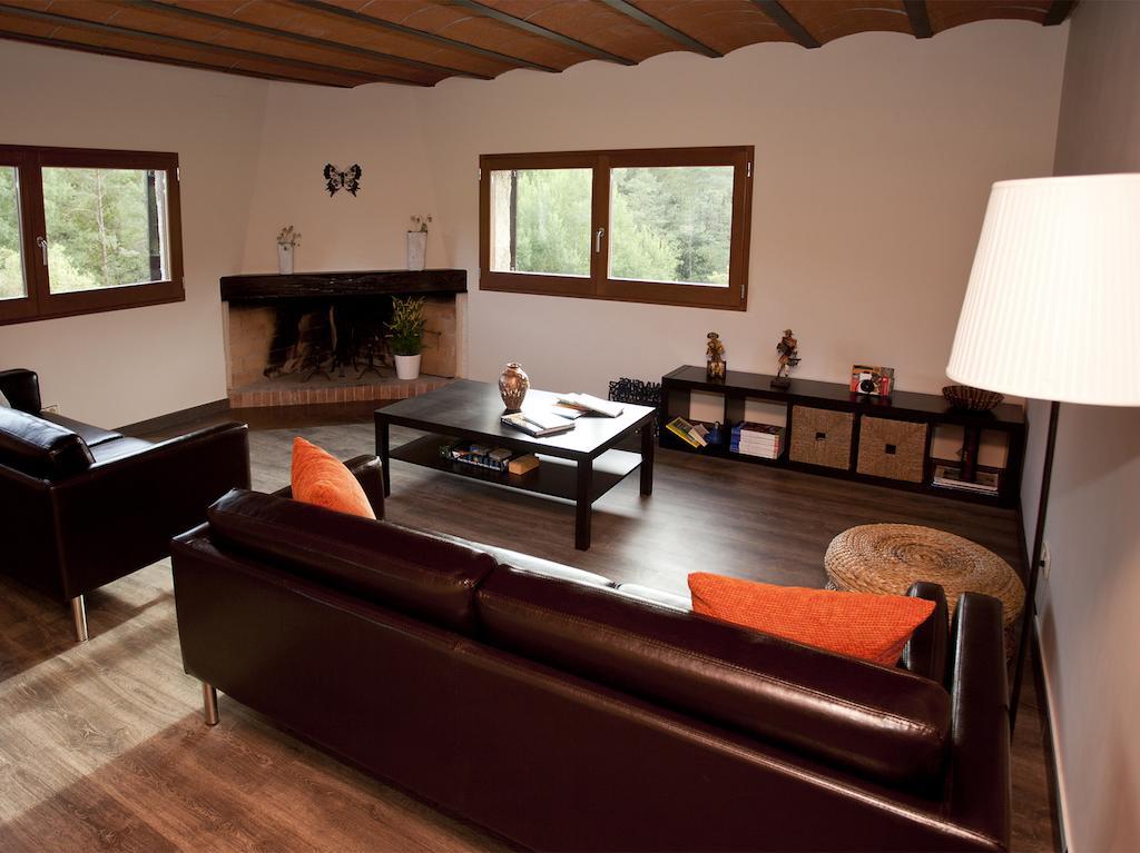Mas Pinoses Guest House Les Llosses ภายนอก รูปภาพ